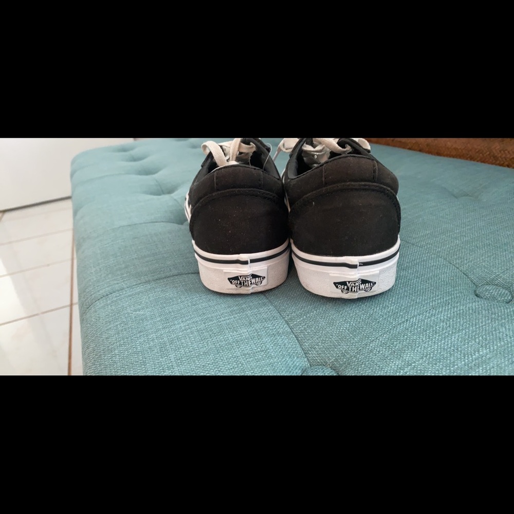 Women’s Vans size 7